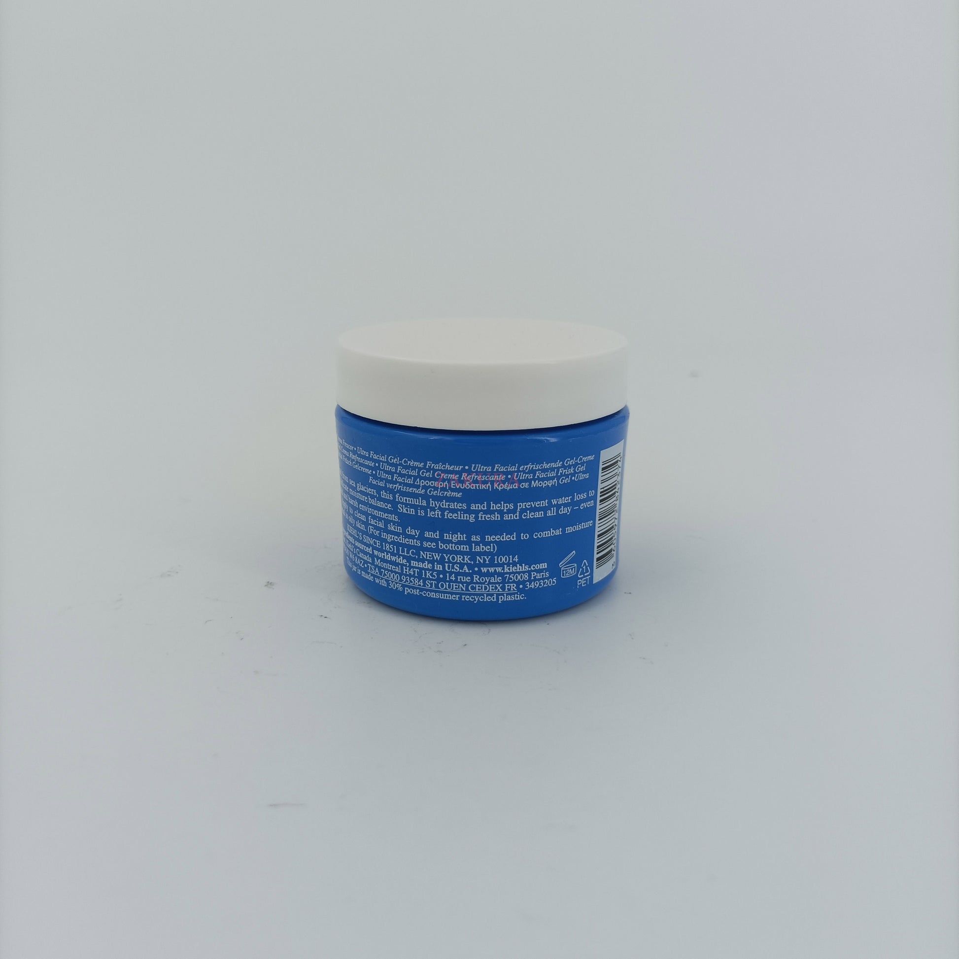 Kiehl's Ultra Facial Oil-Free Gel Cream – 50ml lightweight moisturizer for oily skin, available at Zakura Global.
