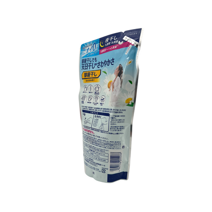 Lenor Super Deodorant Fabric Softener Sunflower 380ml by Zakura Global – odor-eliminating fabric softener with refreshing sunflower scent.