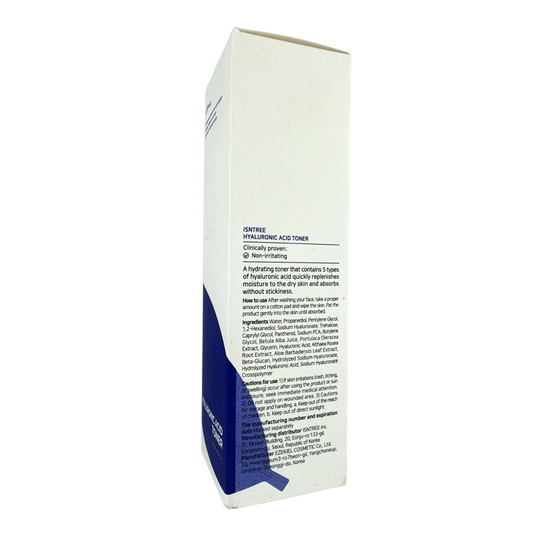 Isntree Green Tea Fresh Toner – 200ml antioxidant-rich toner with Jeju green tea and Anti-Sebum P, available at Zakura Global.